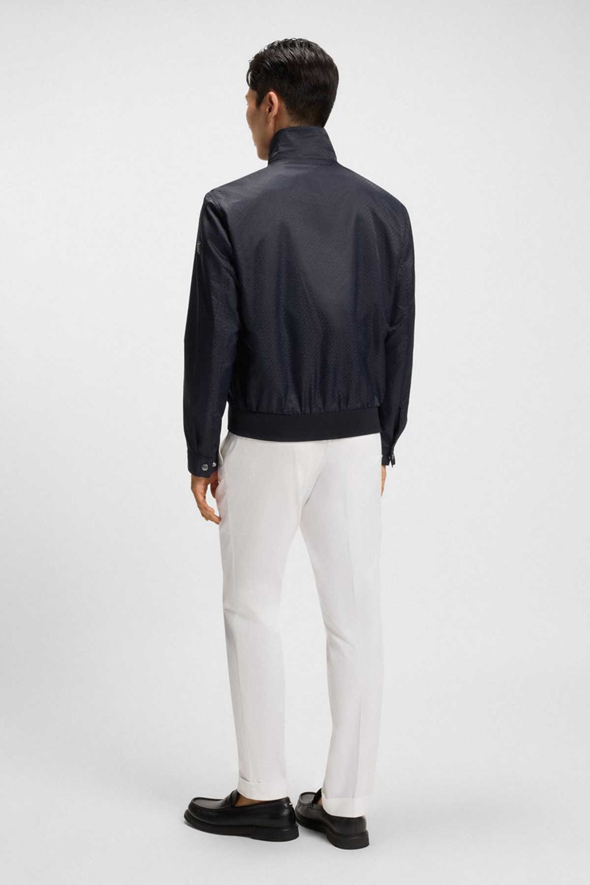 Cazadora Repelente Al Agua Con Jacquard De Monogramas image number 2