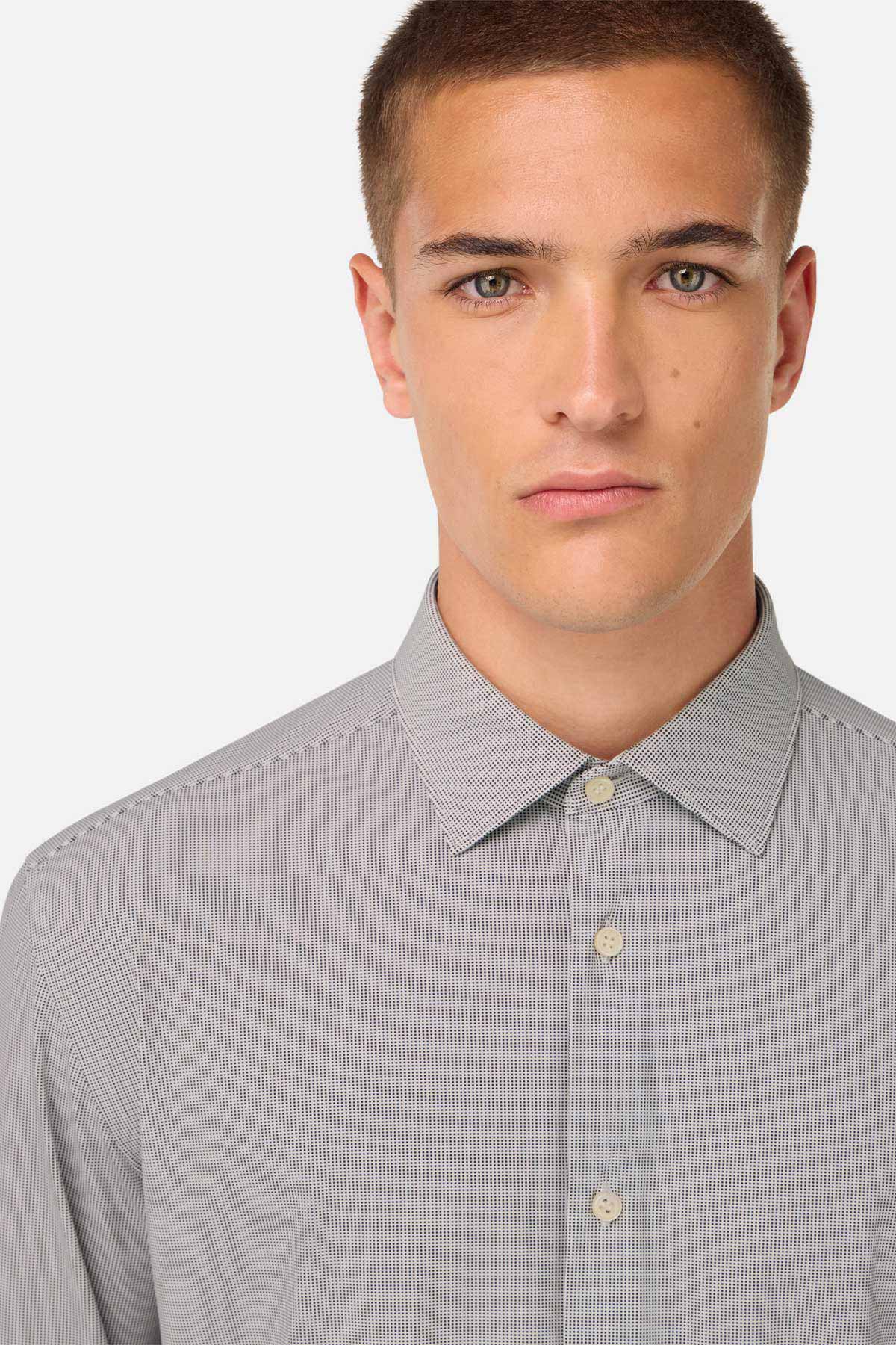 Camisa De Nailon Elástico Slim Fit