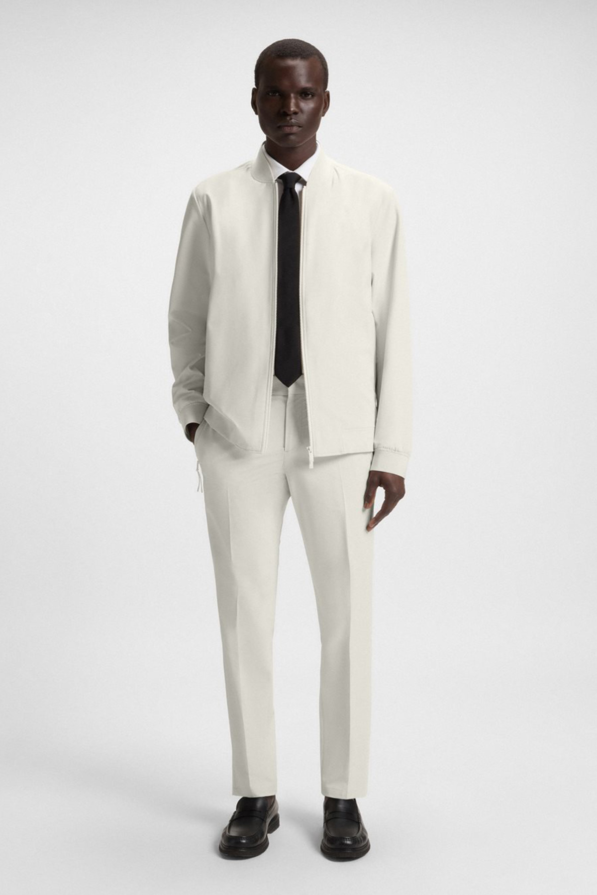 Pantalón Slim Fit Plegables De Tejido Elástico Técnico