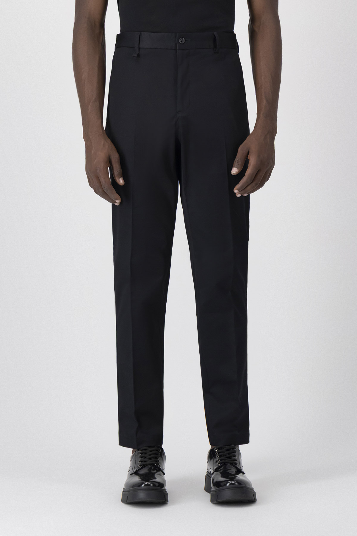 Pantalón Slim Fit