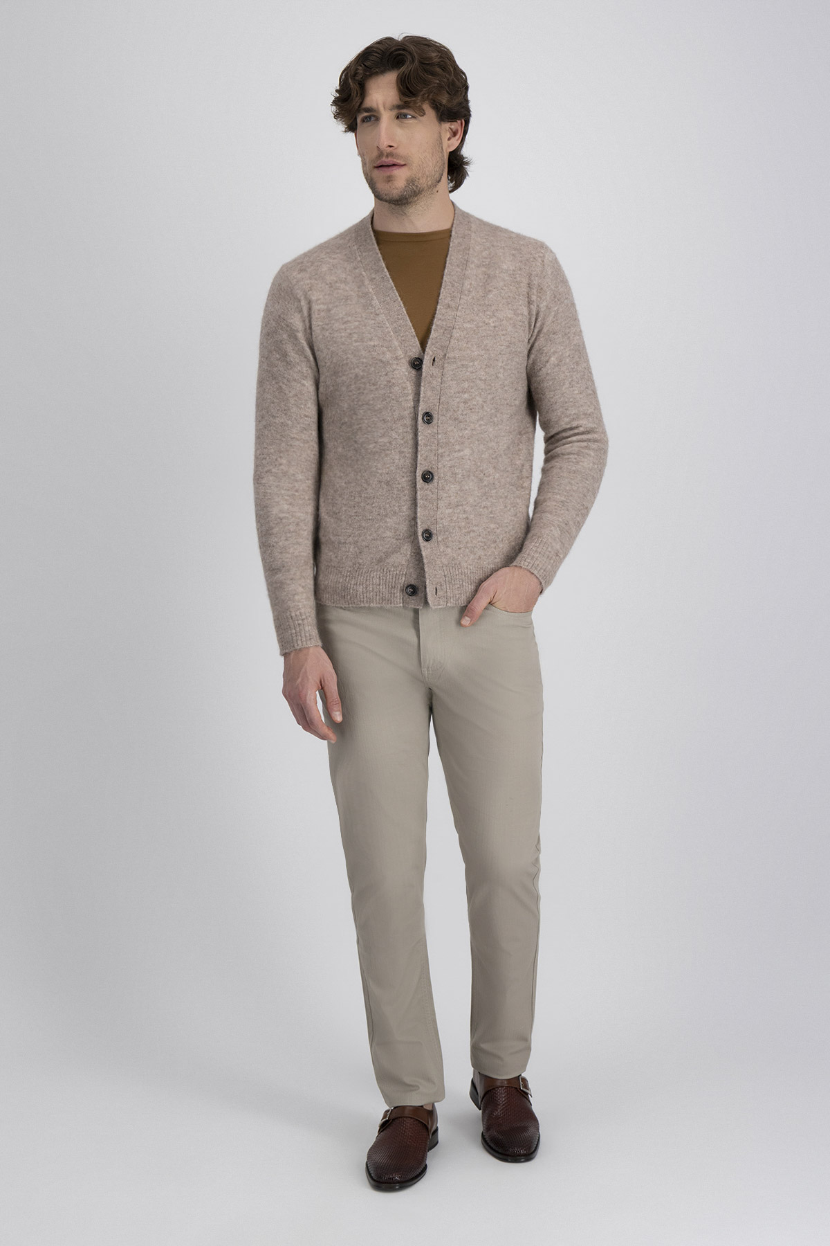 Cardigan Casual Contemporary Fit image number 4