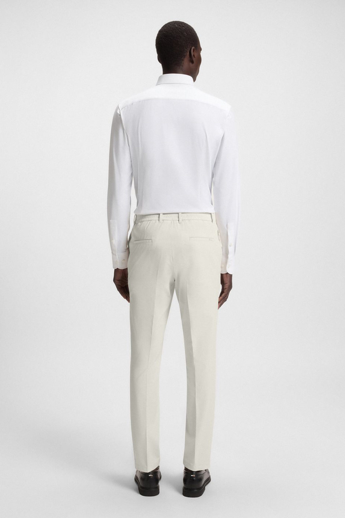 Pantalón Slim Fit Plegables De Tejido Elástico Técnico image number 2