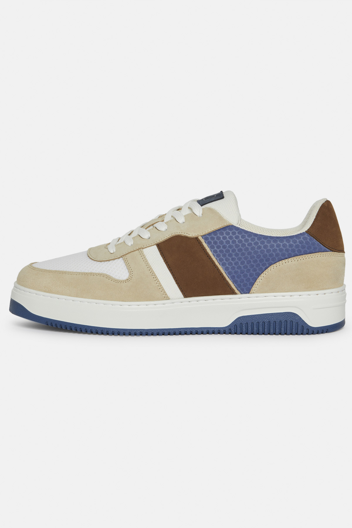 DEPORTIVAS BOGGI image number 3