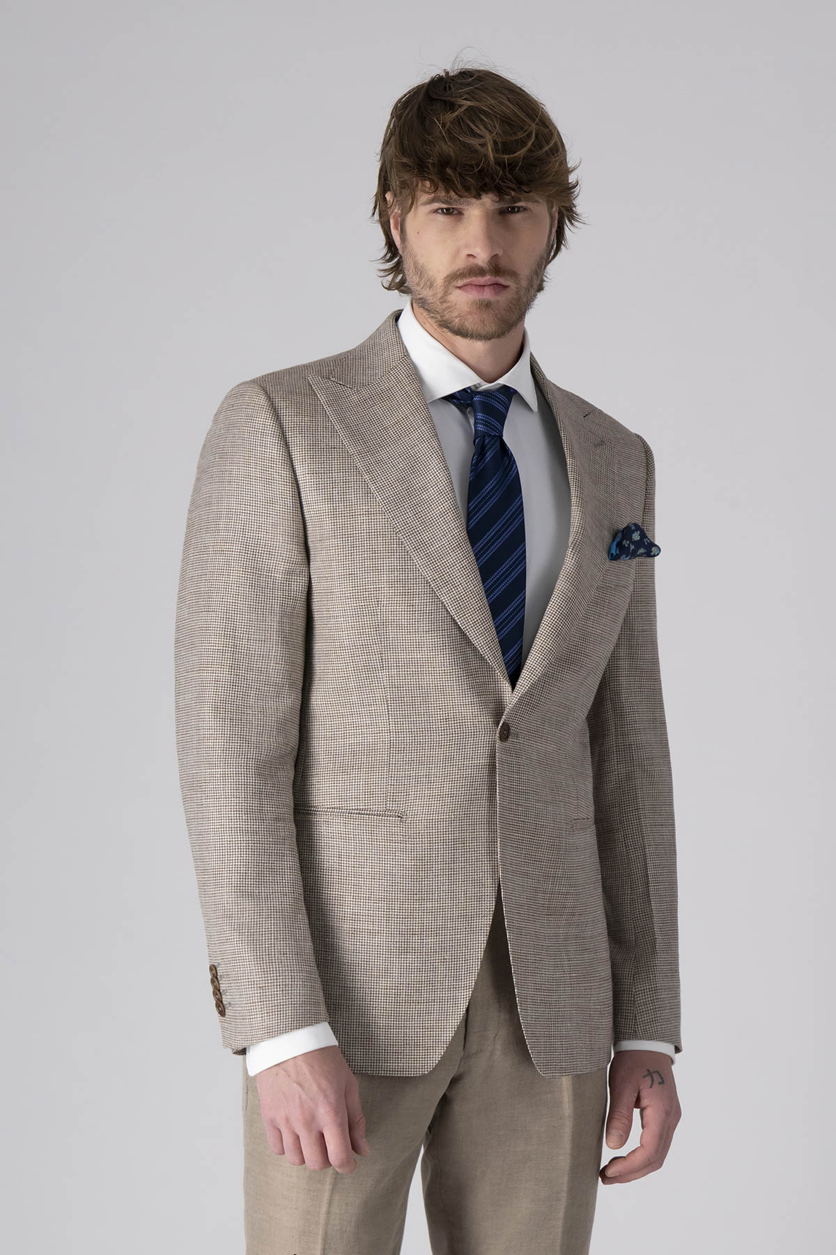 SACO CASUAL SLIM FIT HIGH LIFE image number 1