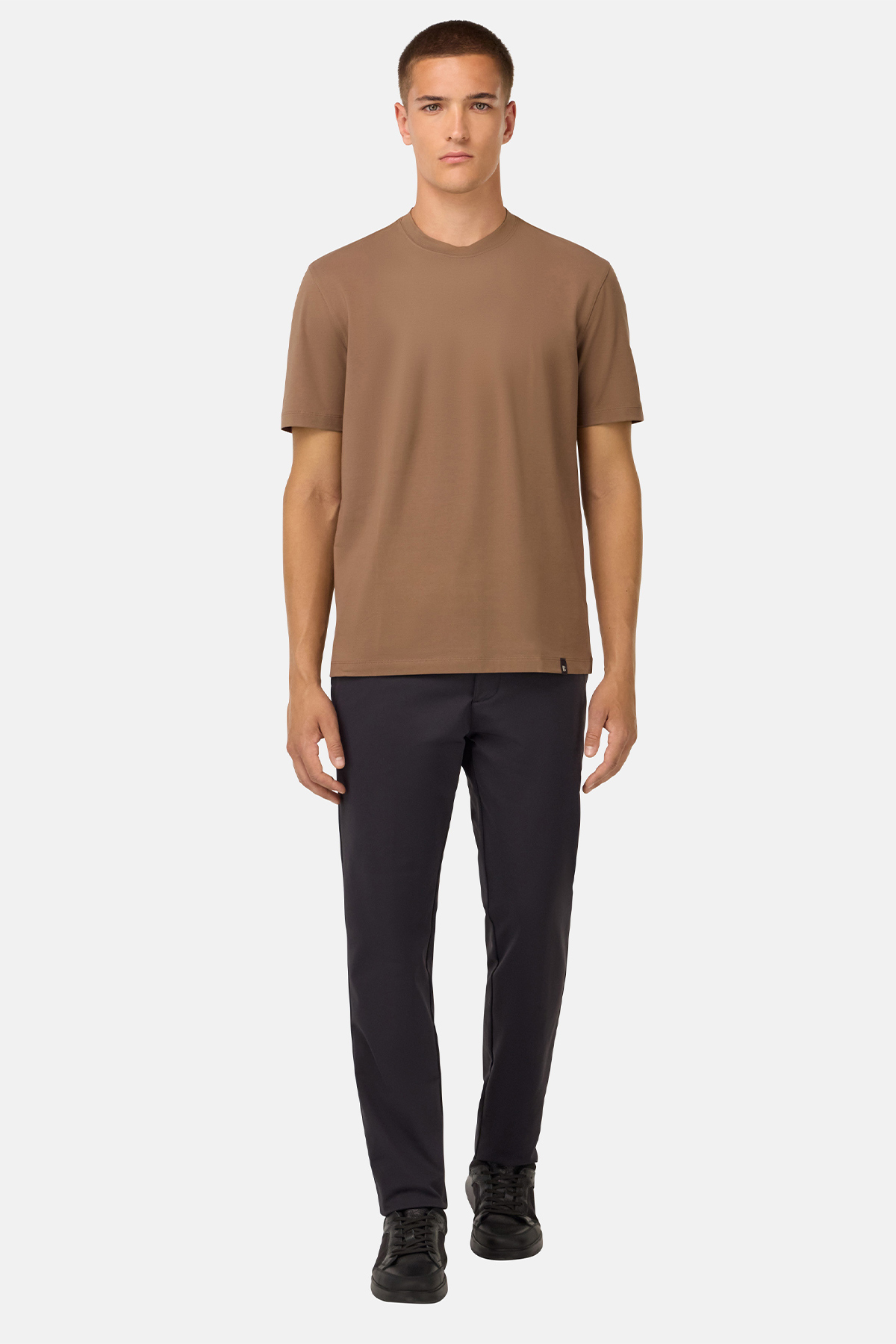 Playera De Algodón Supima Elástico image number 3