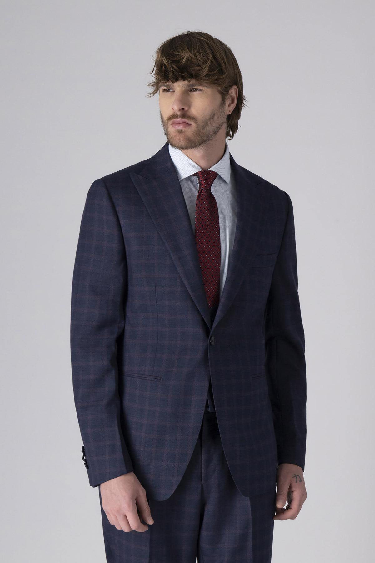 TRAJE TRÍO SLIM FIT HIGH LIFE image number 1