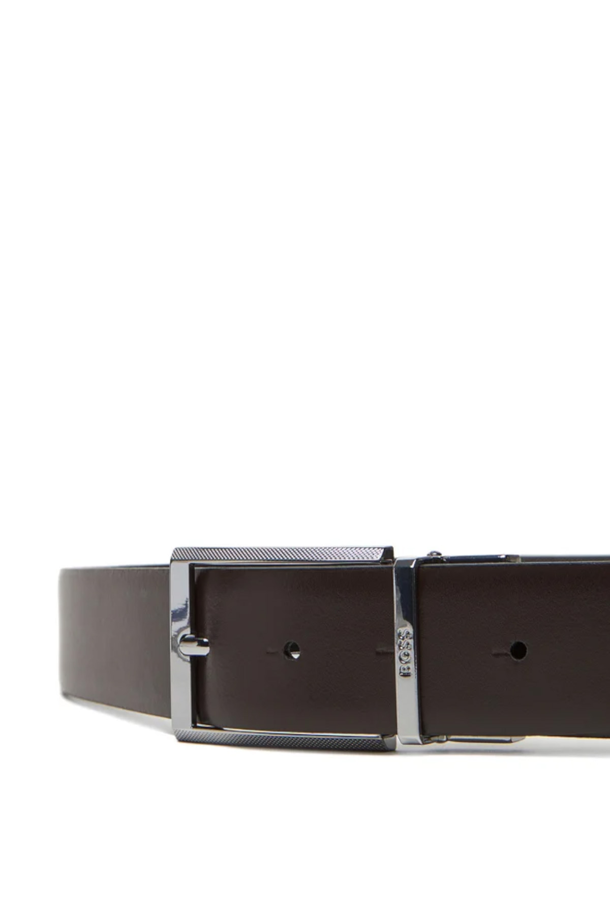 Cinturón De Piel Italiana Con Detalle De La Marca En La Trabilla image number 3