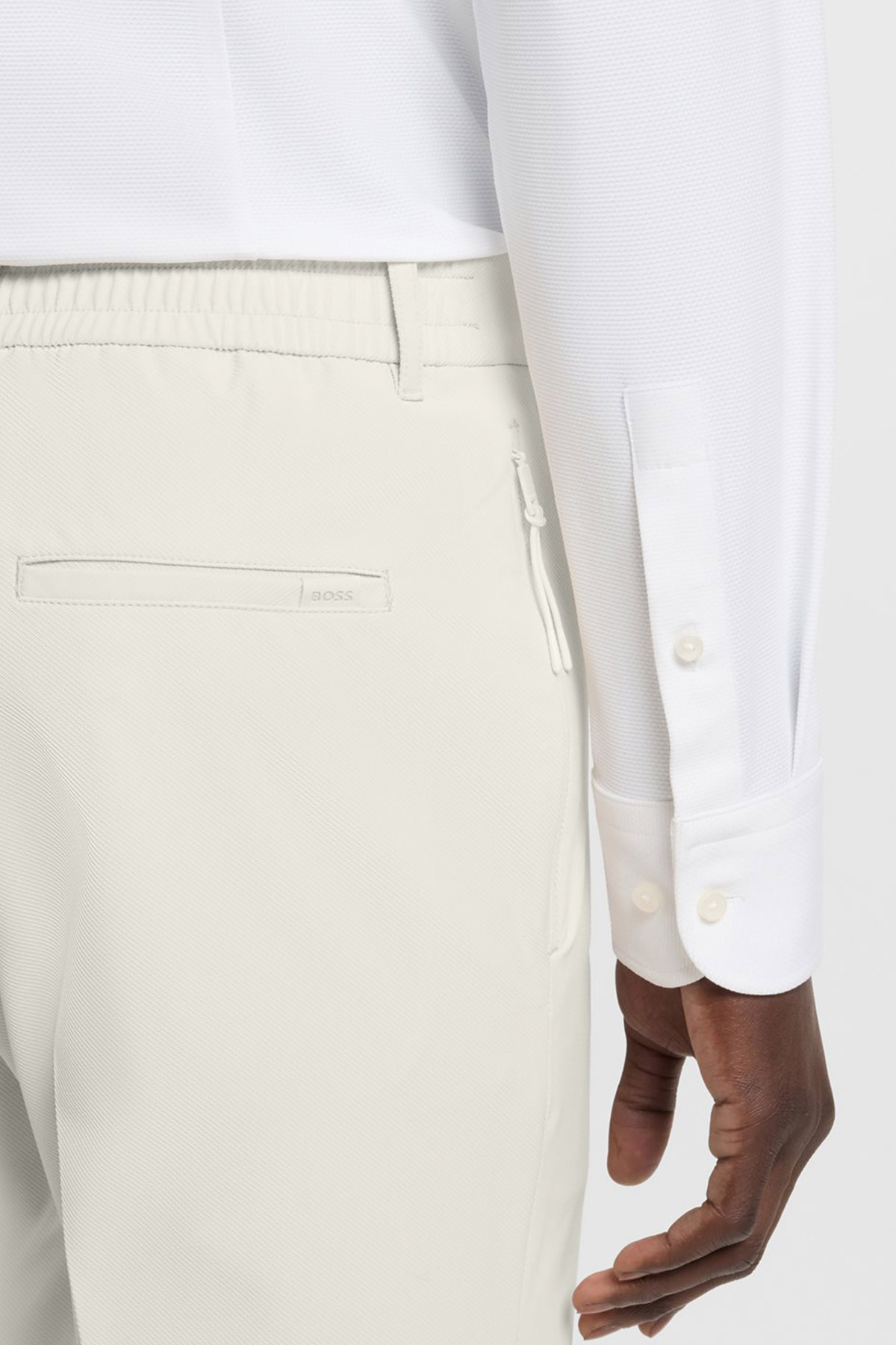 Pantalón Slim Fit Plegables De Tejido Elástico Técnico image number 3